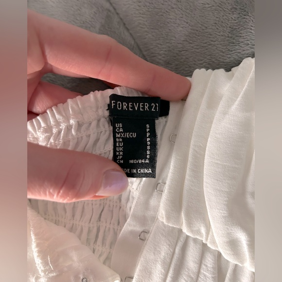 Forever 21 Crop Top- Hook and Eye closure - Picture 8 of 8